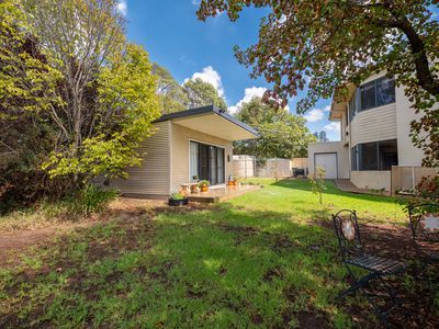 16 Bella Vista Drive, Lake Wyangan