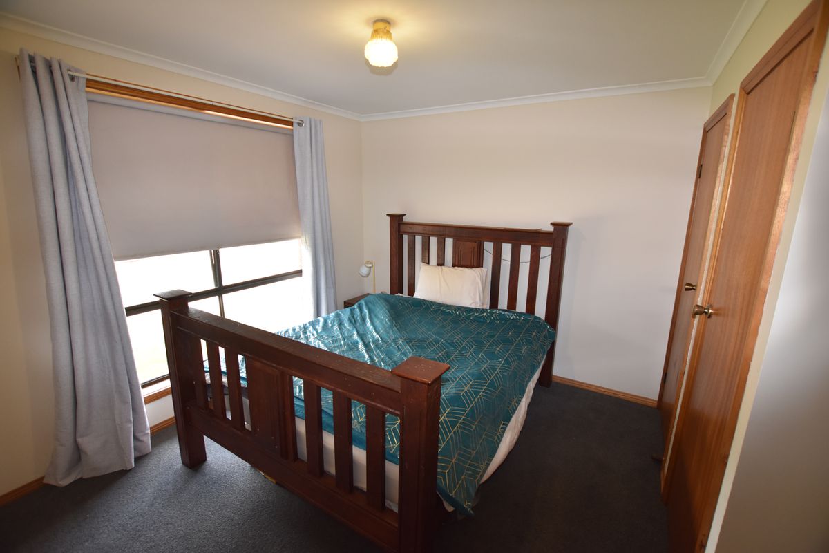 1, 2, 3 & 4 / 36 Miller Street, Tongala