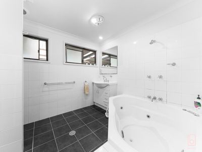 29 Kawana Avenue, Blue Haven