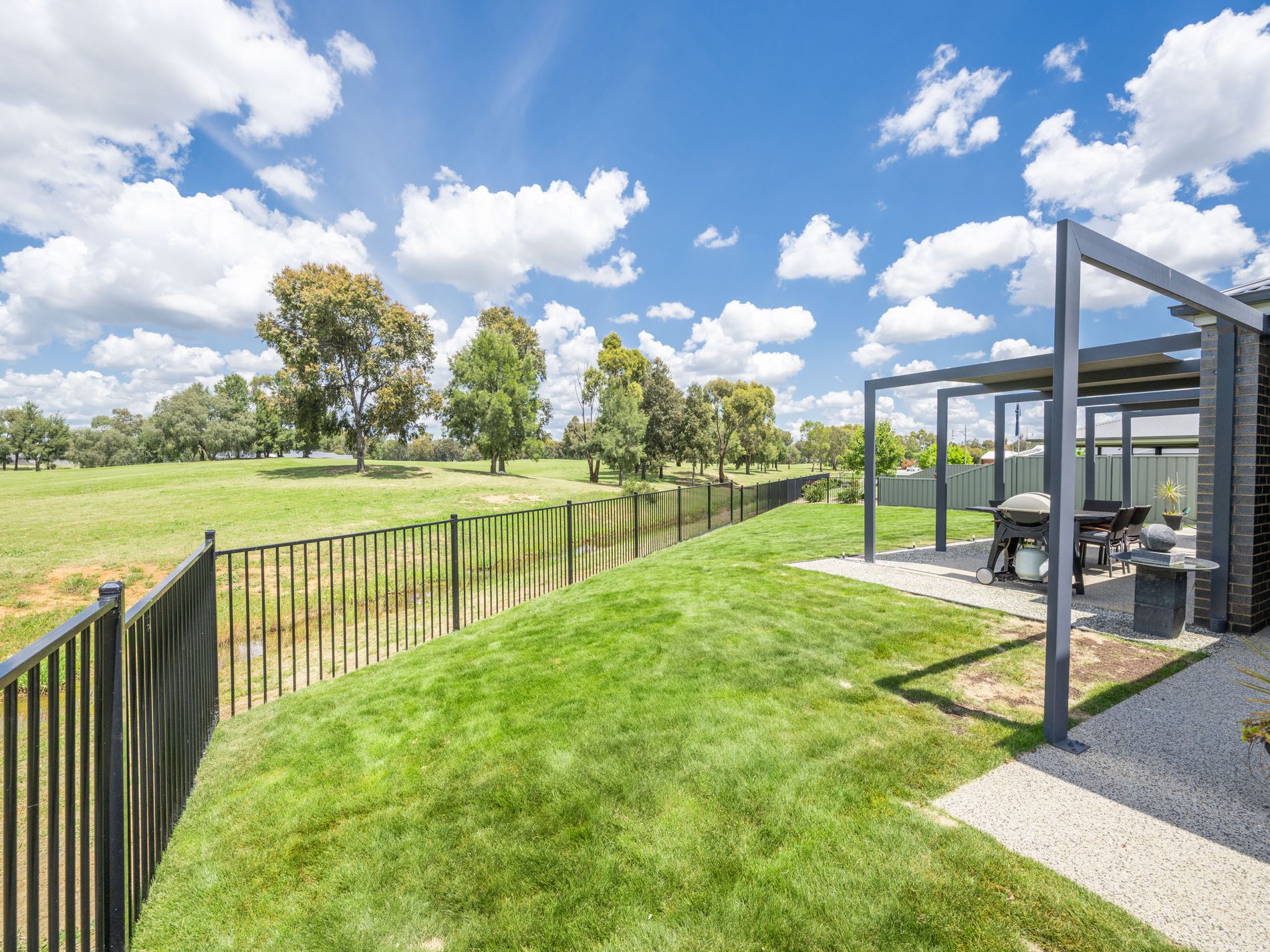 48 Sunningdale Boulevard, Tatura