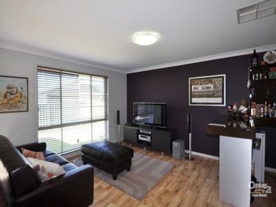 38 Shoalhaven Parkway, Dubbo