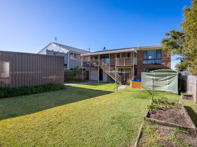 19 Dalmeny Drive, Kianga