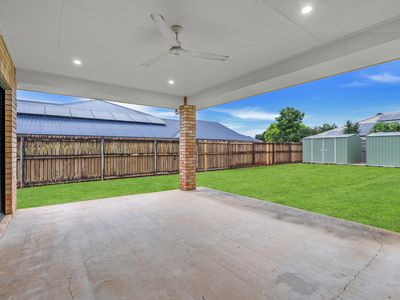 5 Oakblue Drive, Mount Sheridan