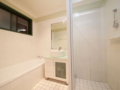11 Bass Place, Dubbo