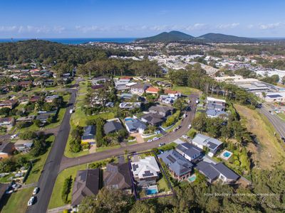 5 Timbertop Ave, Forster