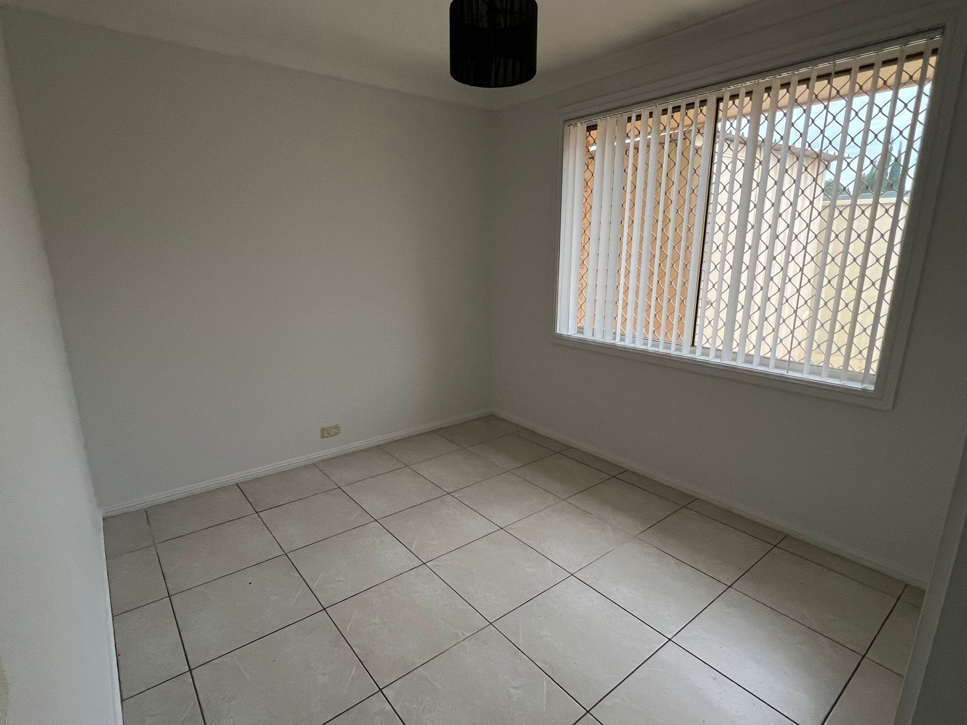 59 Thompson Crescent, GLENWOOD
