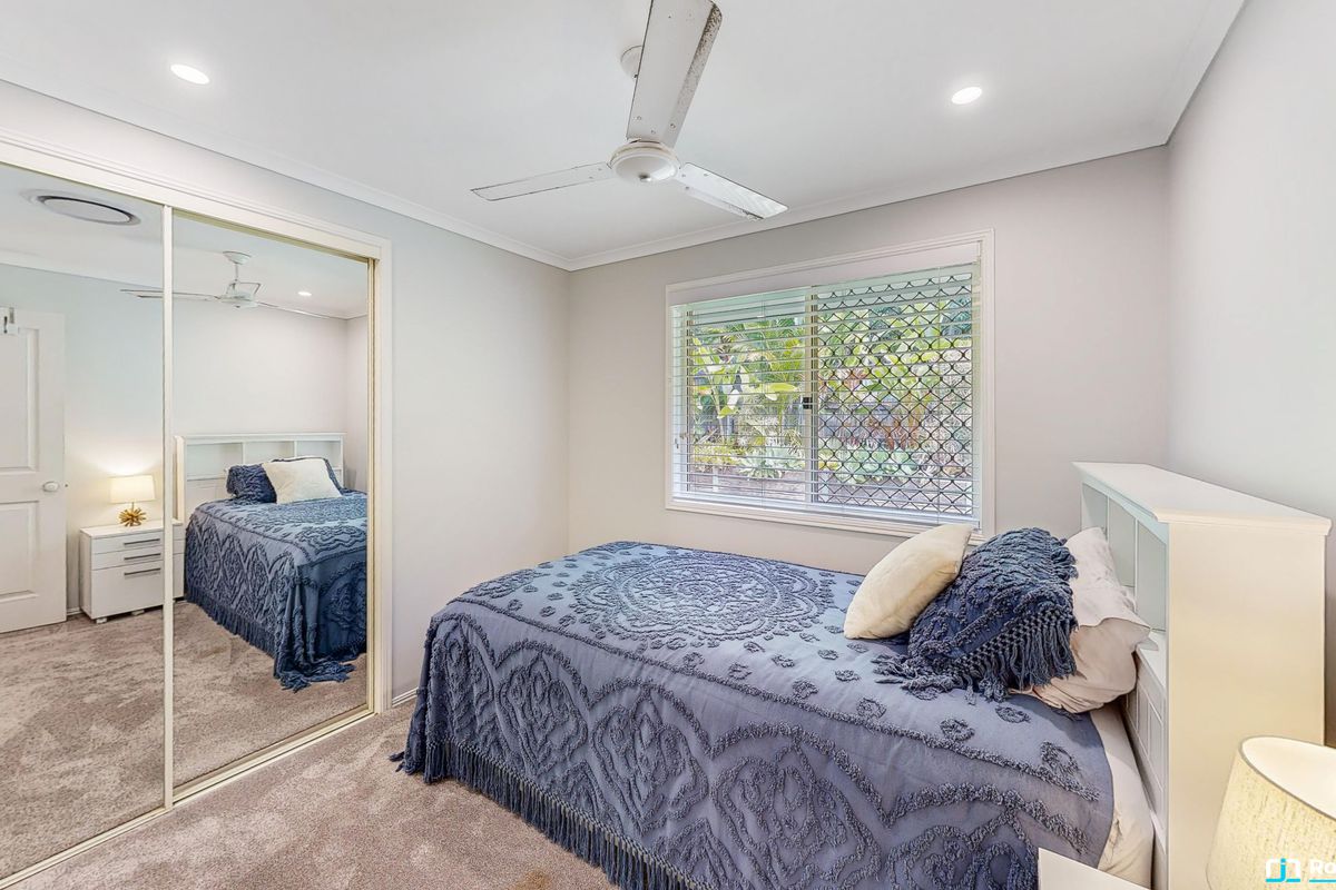 8 Hoylake Court, Tewantin