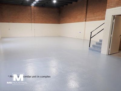 8 / 1 Field Close, Moorebank