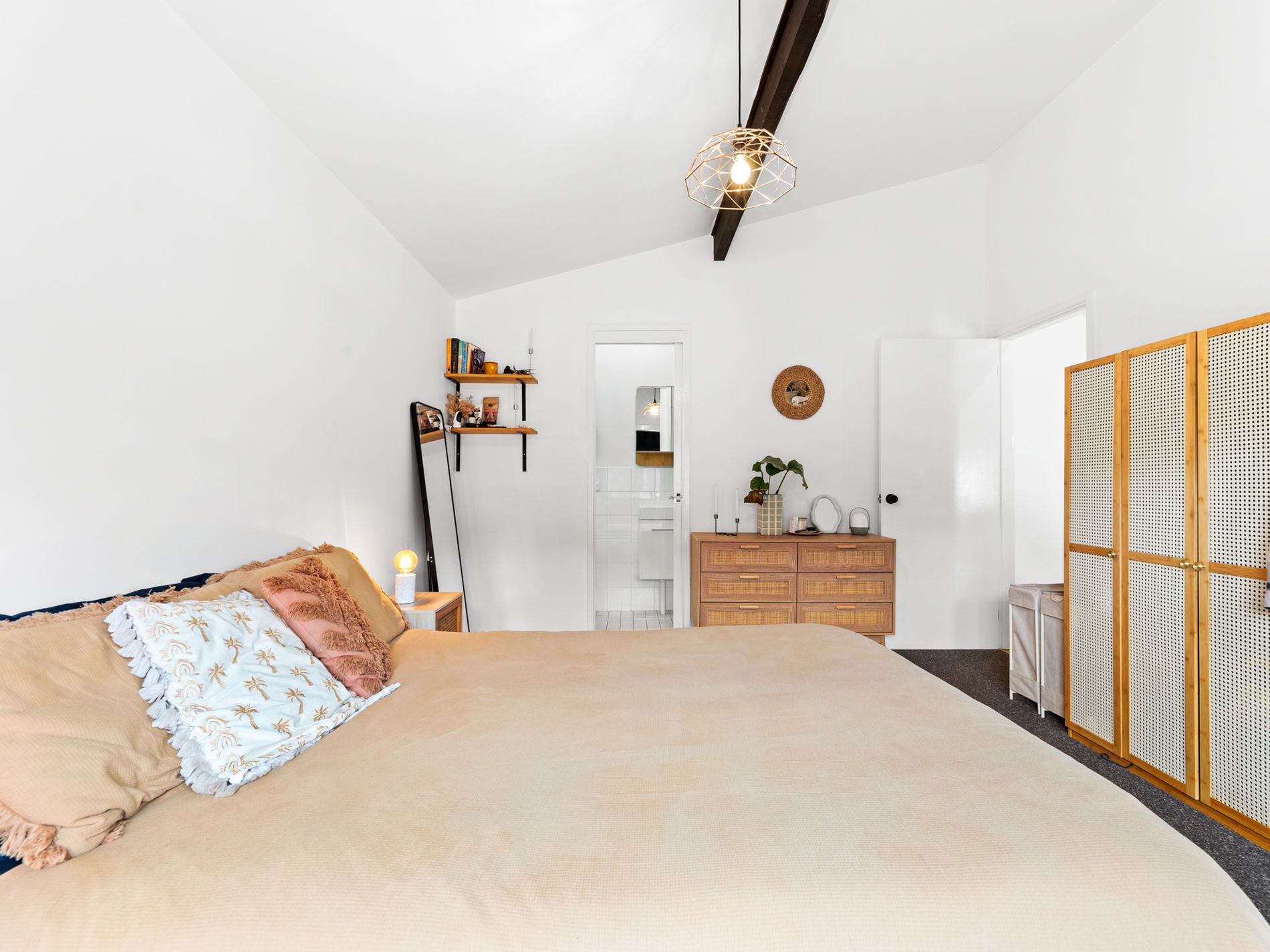 46 Hillcrest Avenue, North Narooma