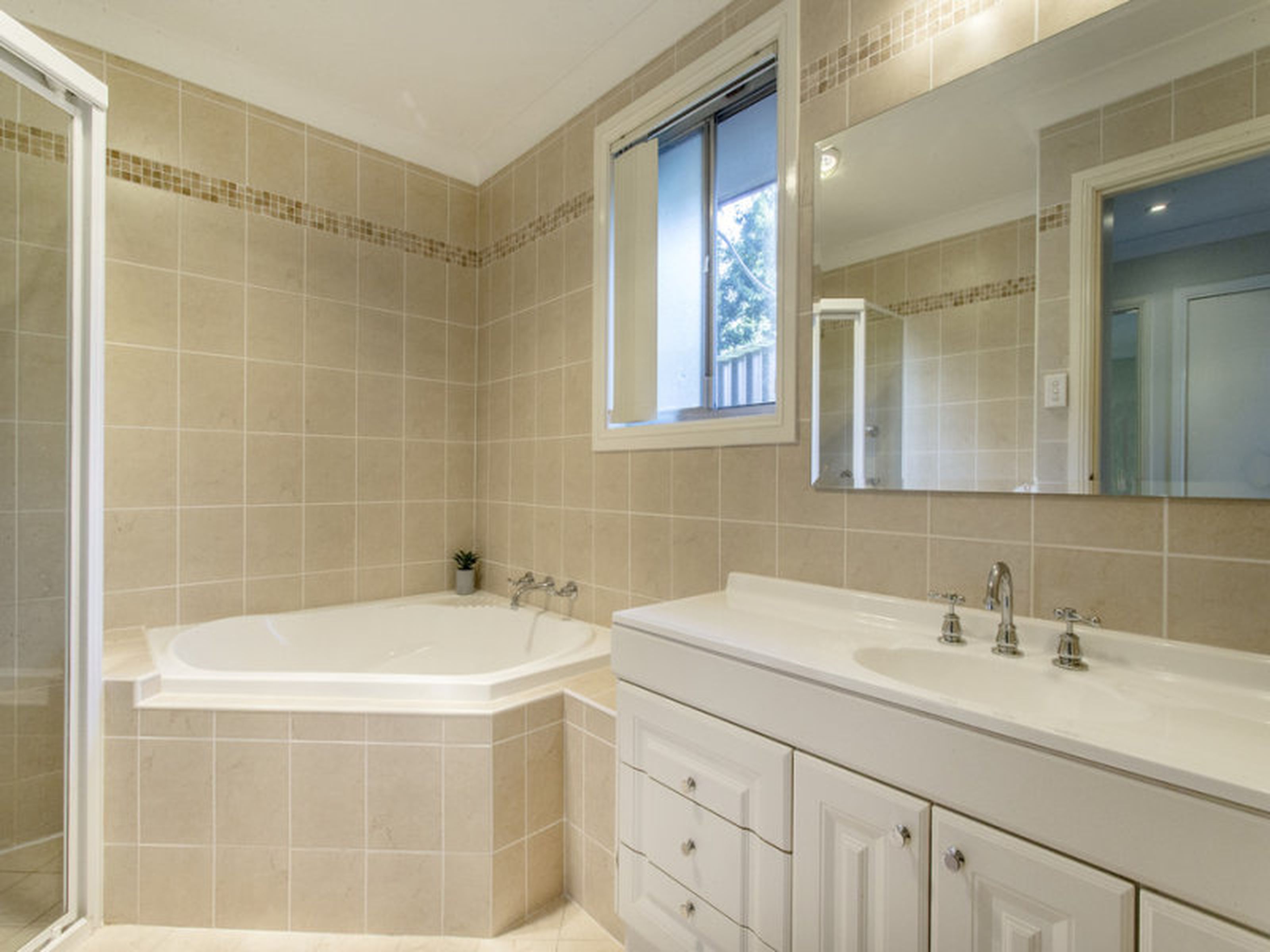 2 Flavel Street, SOUTH PENRITH