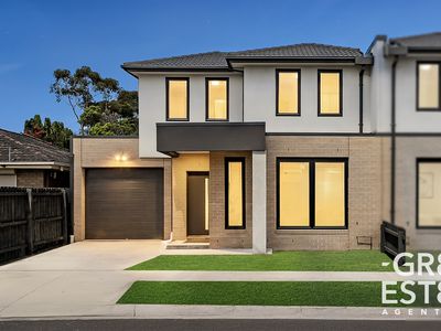 2b Evelyne Aveune, Cranbourne