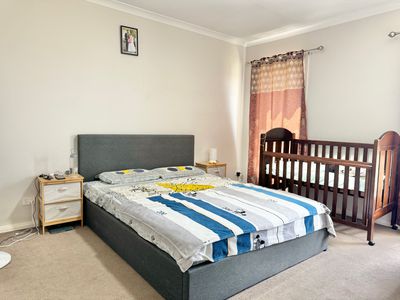 1147 Ison Road, Manor Lakes
