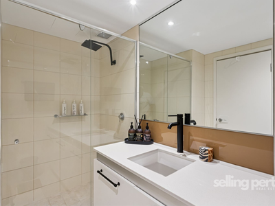 1602 / 19 The Circus, Burswood