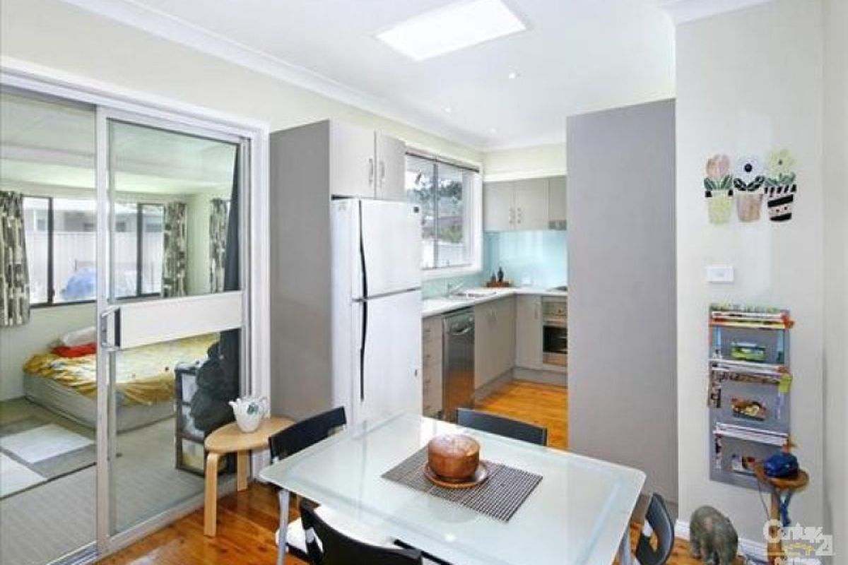 7 Bayline Drive, Point Clare