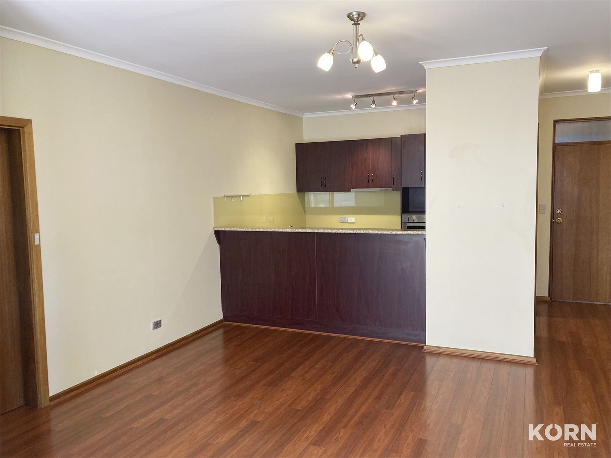 6 / 10 Sunrise Court, West Lakes
