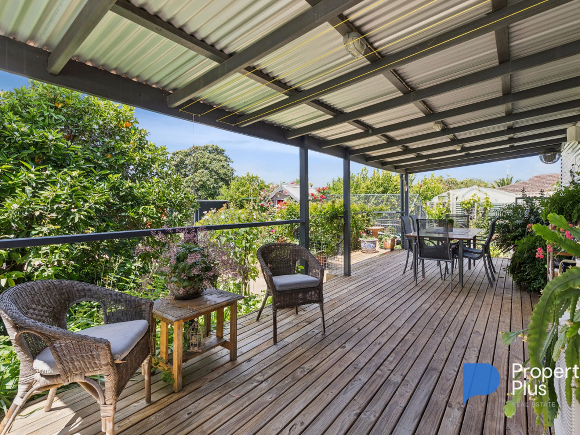 5 WAUGH STREET, Charlton