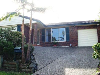 2 Serrata Place, Cordeaux Heights
