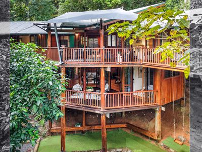 19 Cananga Close, Kamerunga