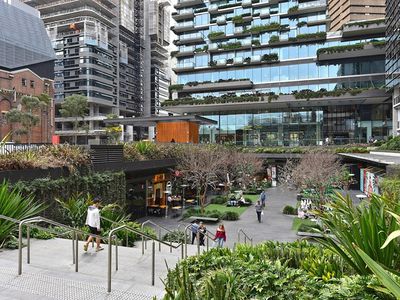 W1515.1 / 2 Chippendale Way, Chippendale