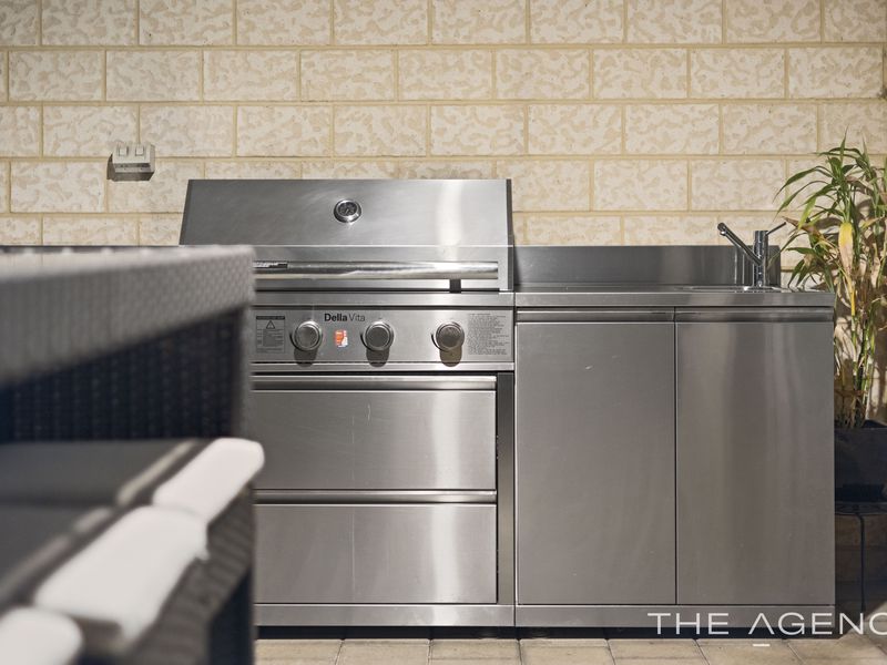 11 Crombie Way, Baldivis