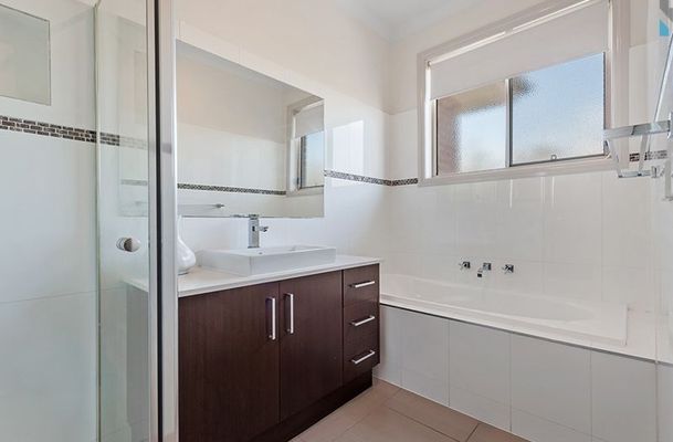 24 Marchmont Rise, Craigieburn