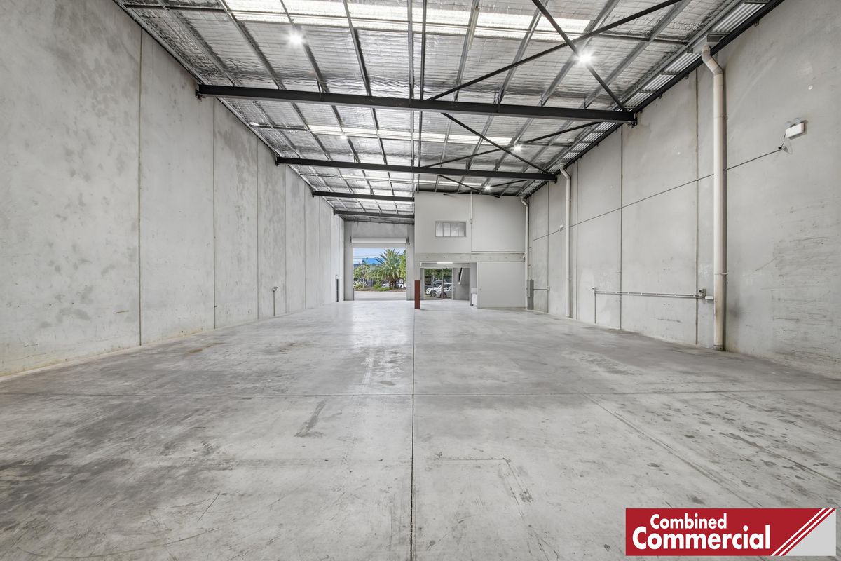 2 / 2-4 Lone Pine Place, Smeaton Grange