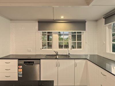 15 Keeling Street, Coopers Plains