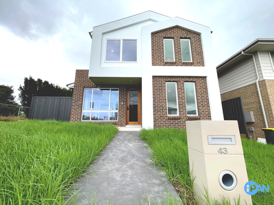 43 Pomfret Avenue, Rouse Hill