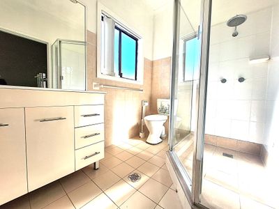 29 Hood St, Yagoona