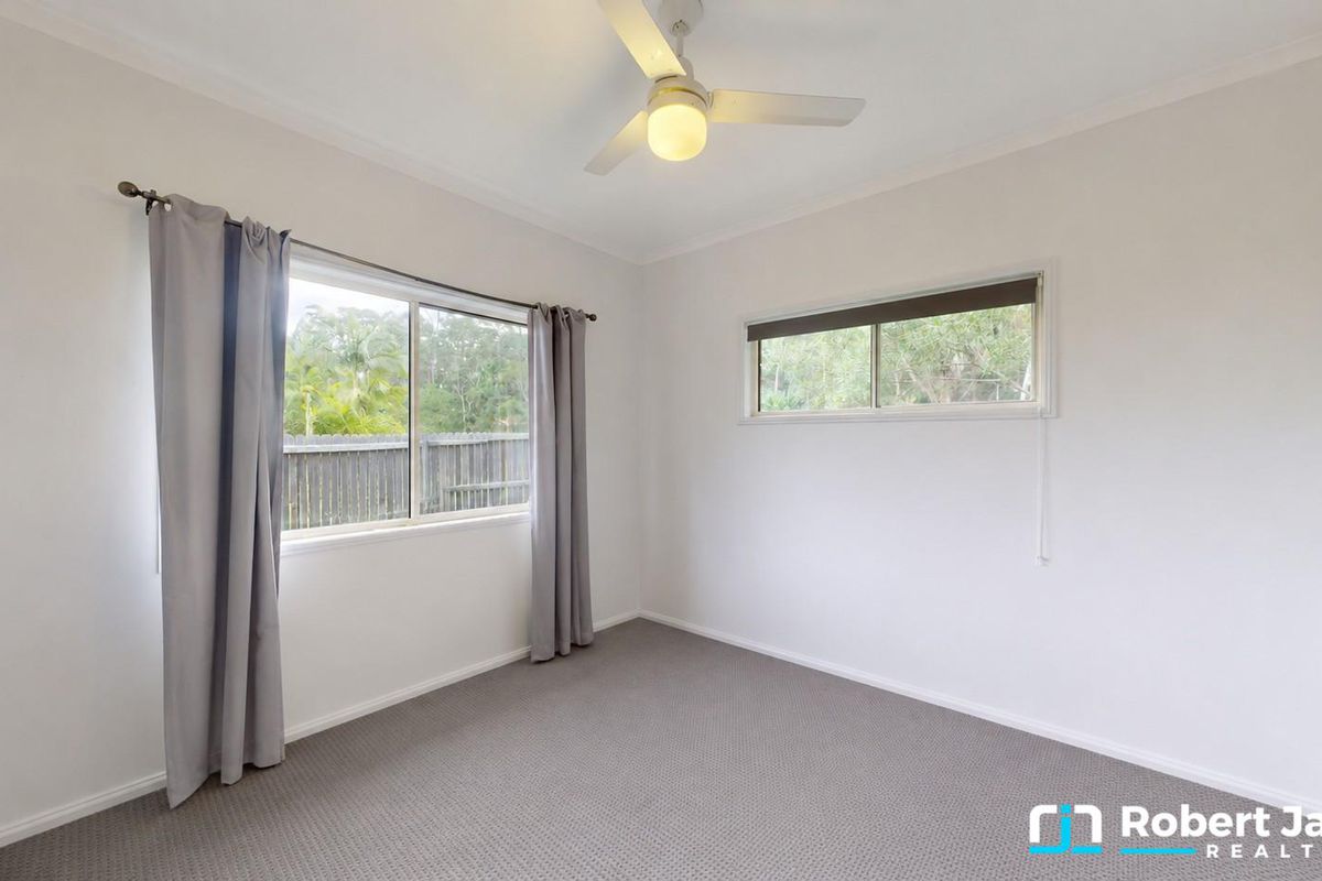 6 Driver Court, Tewantin