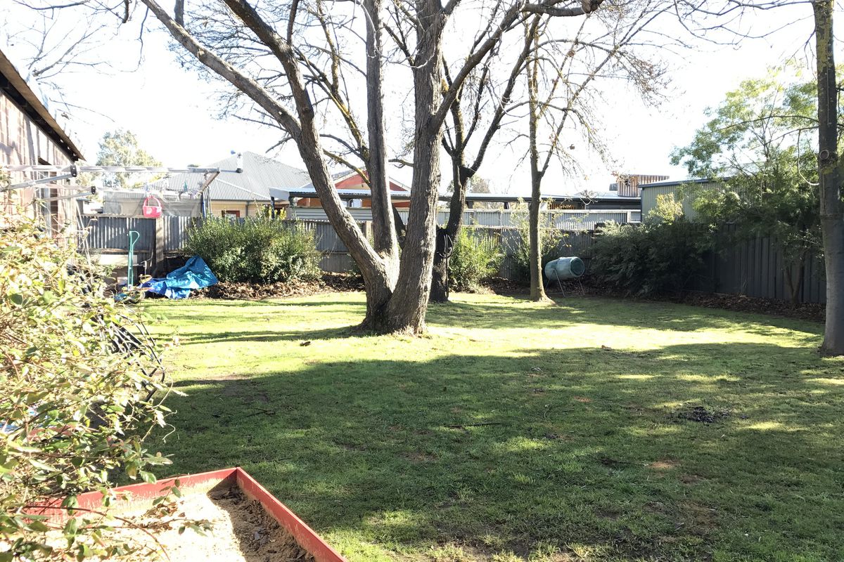 1 Finlason Street, Mansfield