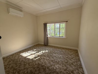 51 Victoria Street, Parkes