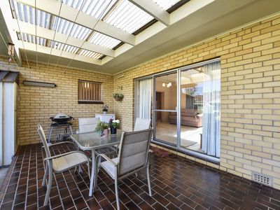 6 Florence Street, Moorak