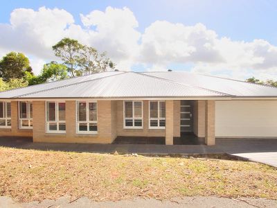 66 Lake Road, Balcolyn