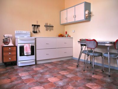 255 Lange Road, Yahl