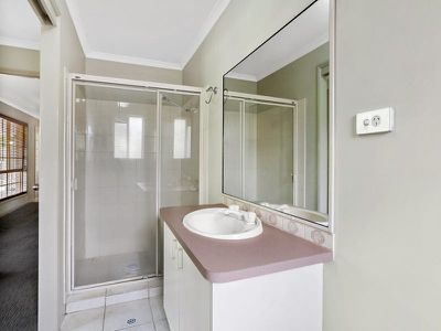 7 Gooloi Court, Tewantin