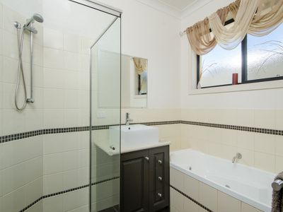 5 Venice Court, Mount Gambier
