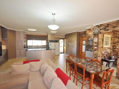32 Colony Crescent, Dubbo