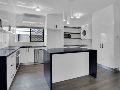 31 Cracknell Rd, White Rock