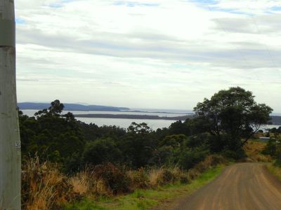 Dulcia Road, Gordon