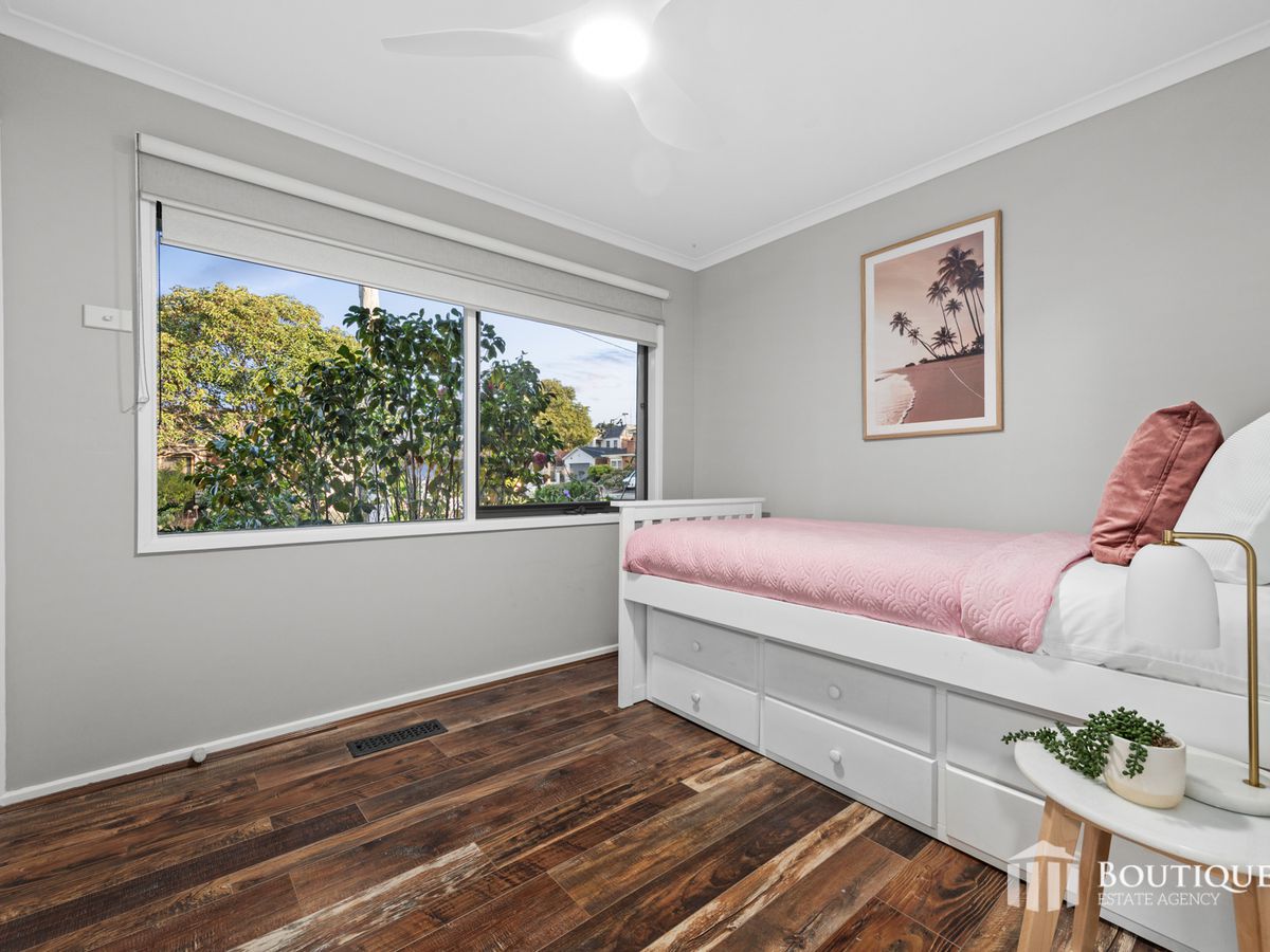 21 Bellbrook Drive, Dandenong North