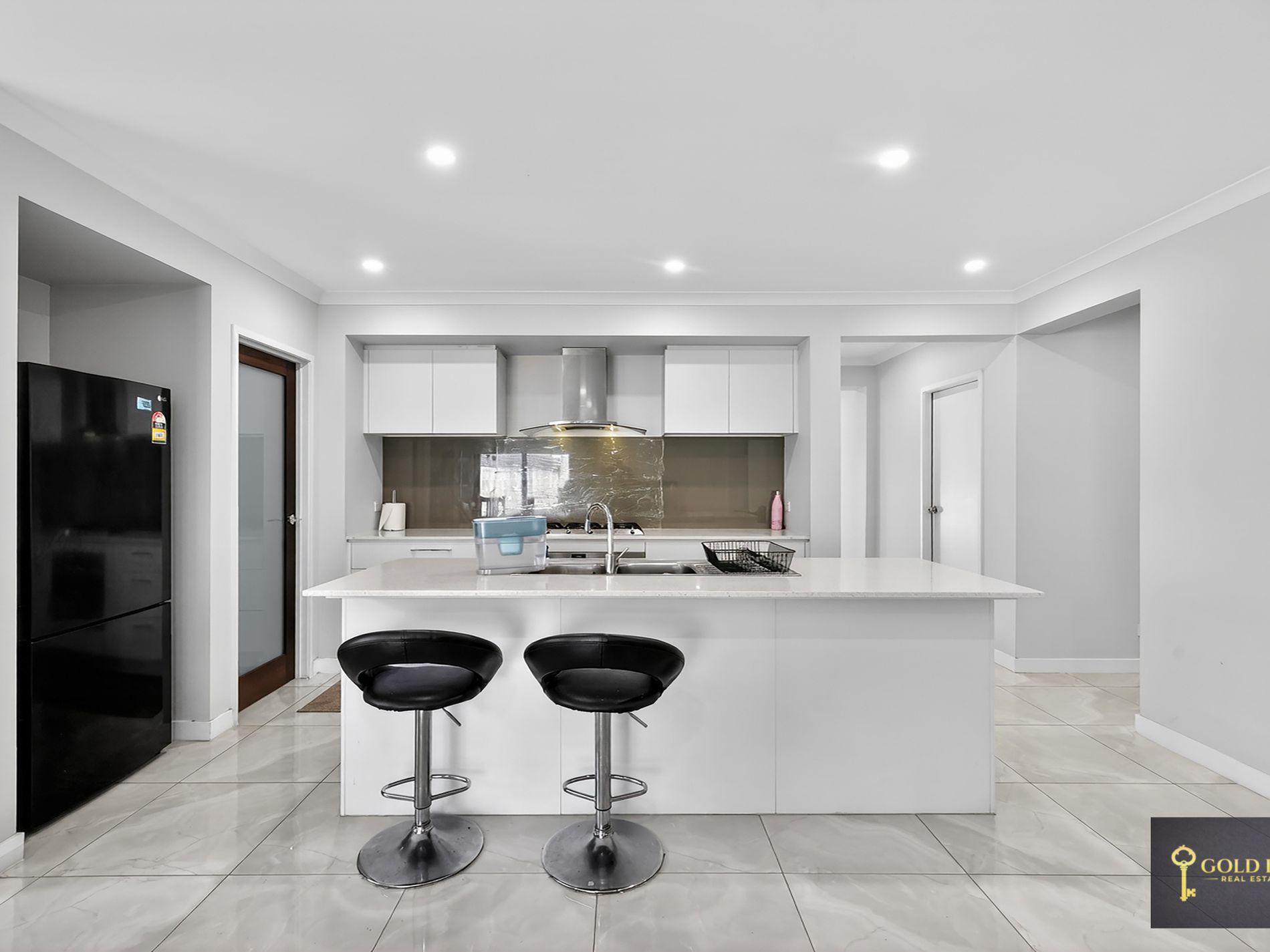 39 Kangaroo Crescent, Aintree