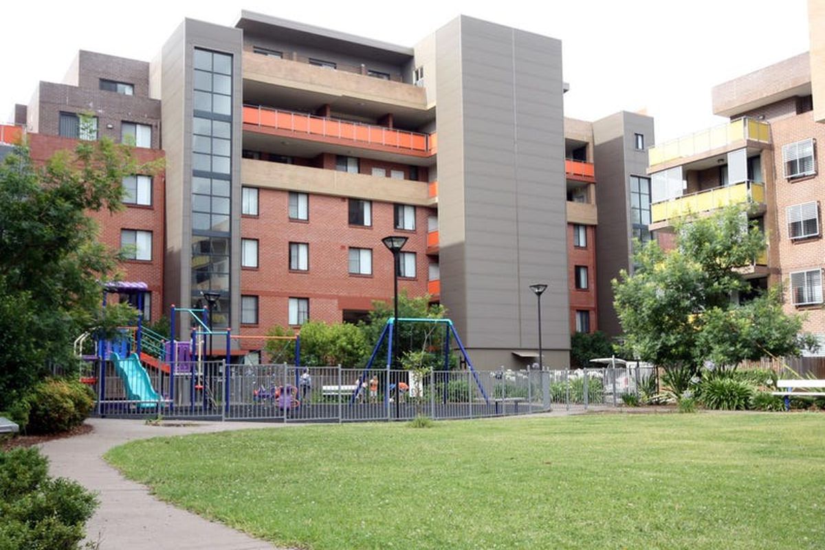 D106 / 27-29 George Street, North Strathfield