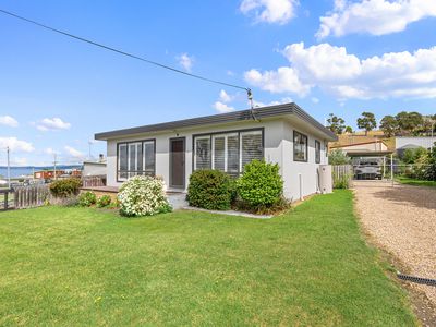 17 Oak Street, Primrose Sands