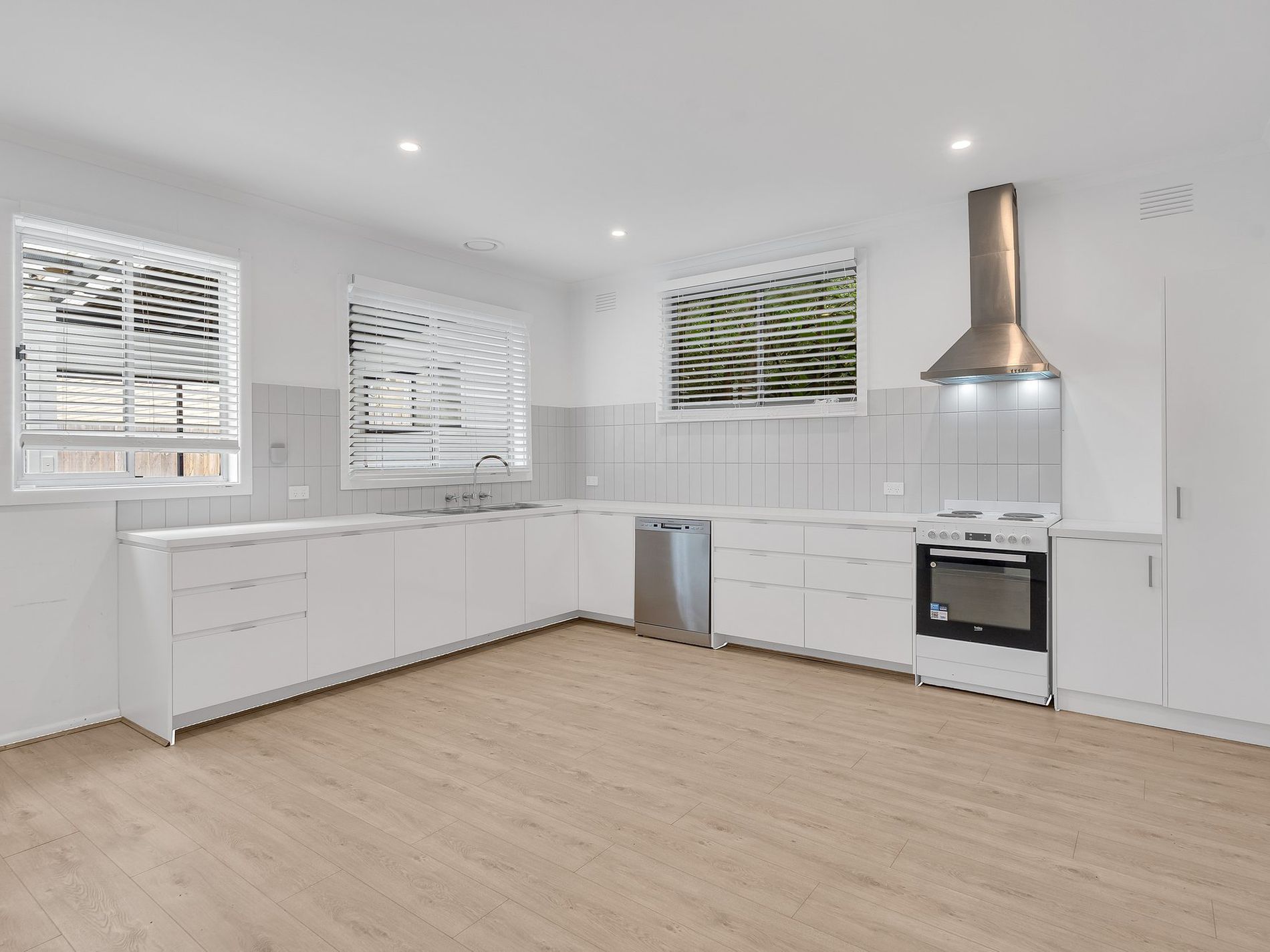 10 Robert Street, Spotswood