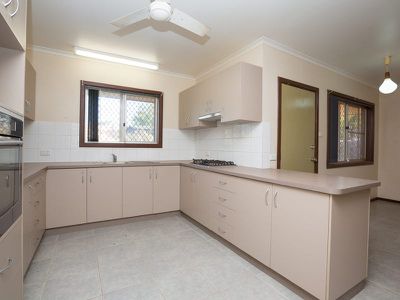 2 Eltona Close, South Hedland