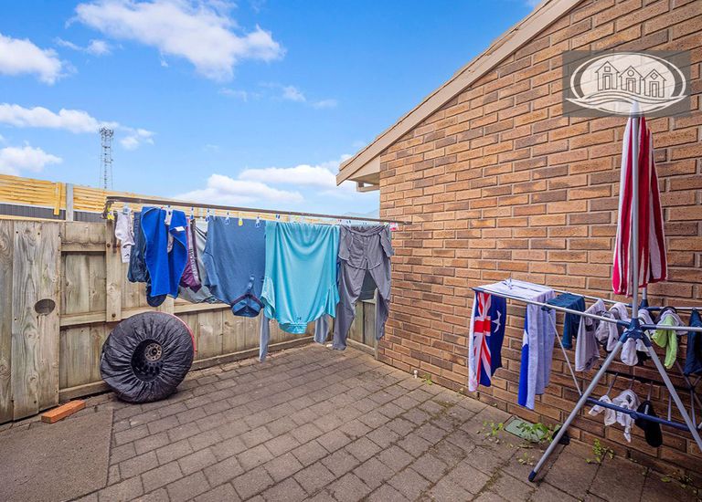 21 Juliani Place, Portland