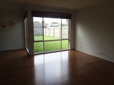 68 Harold Keys Drive, Narre Warren South