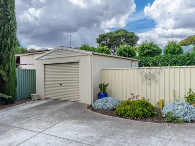 2 Olivedale Street, Birdwood