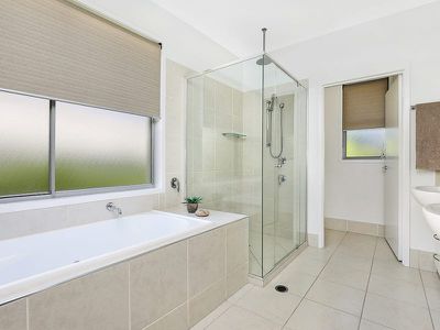 97 Grand Parade, Kawana Island